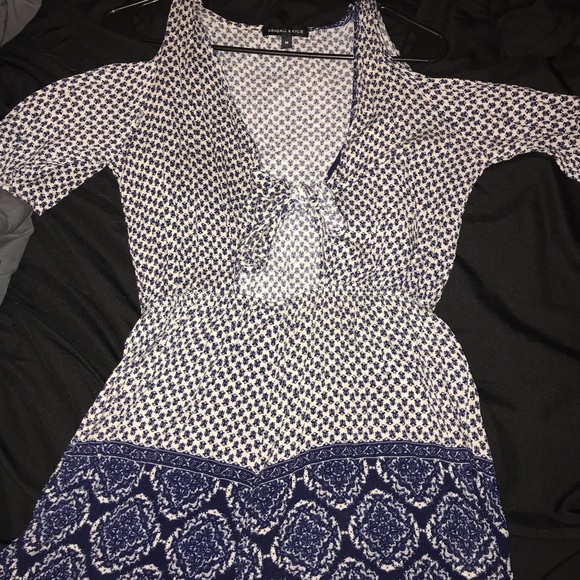 Kendall & Kylie Romper. - Picture 1 of 2